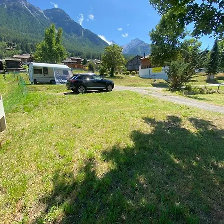 Pop-up Camping Grachbiel Hotel